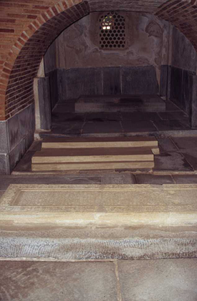 La crypte du mausolée de Gour Émir, le 26 août 2004