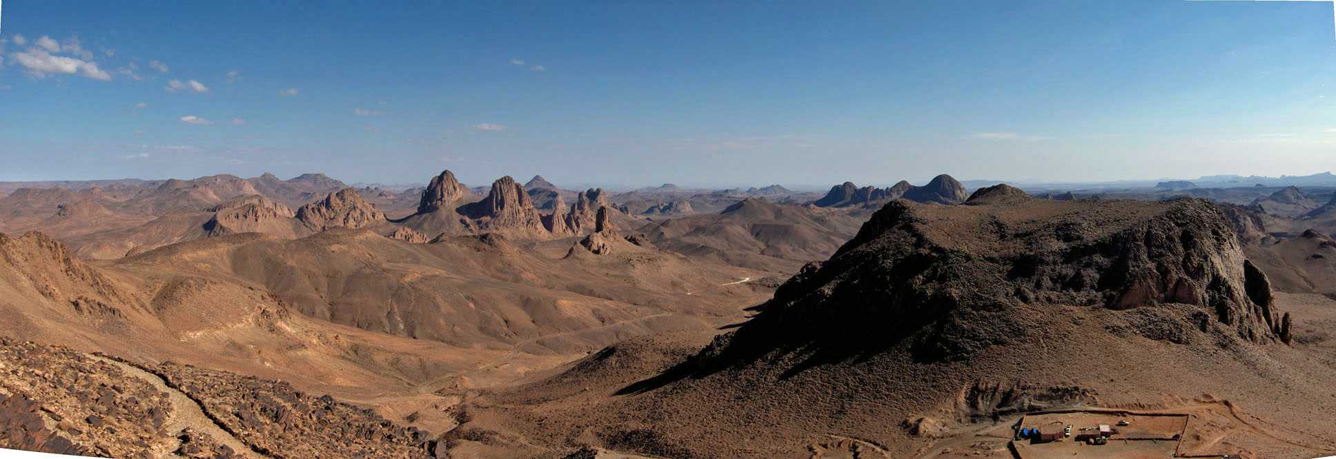 Panoramique de l’Assekrem, le 28 décembre 2004