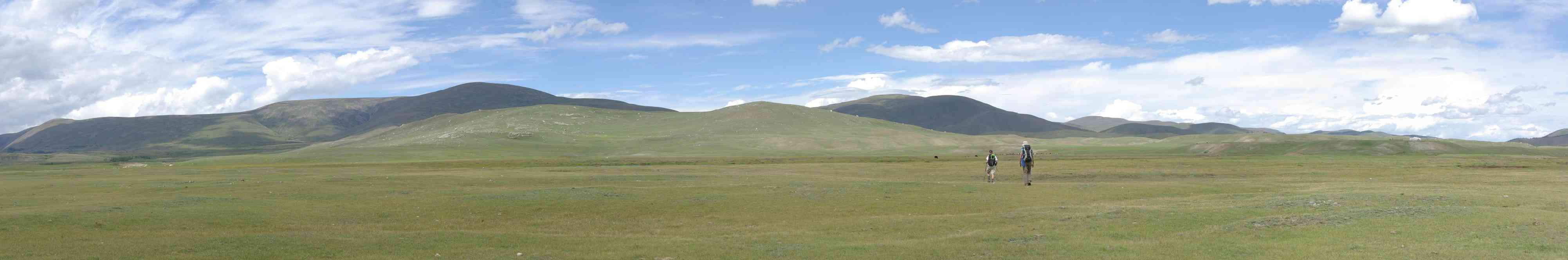Marche dans la steppe mongole, le 13 août 2013