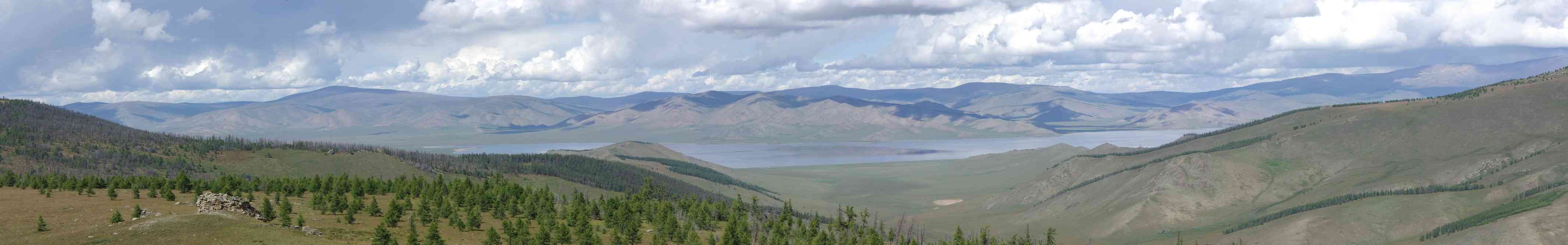 Arrivée vers le lac blanc (Terkhiin Tsagaan nuur (Тэрхийн Цагаан нуур)), le 17 août 2013