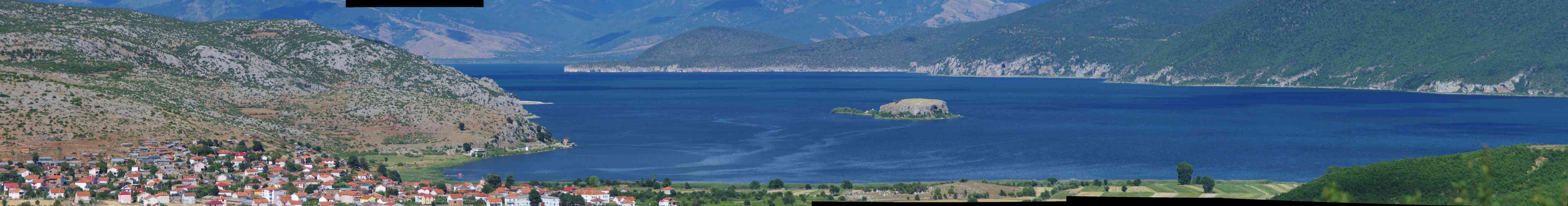 Panoramique du lac de Prespa, le 17 juillet 2016