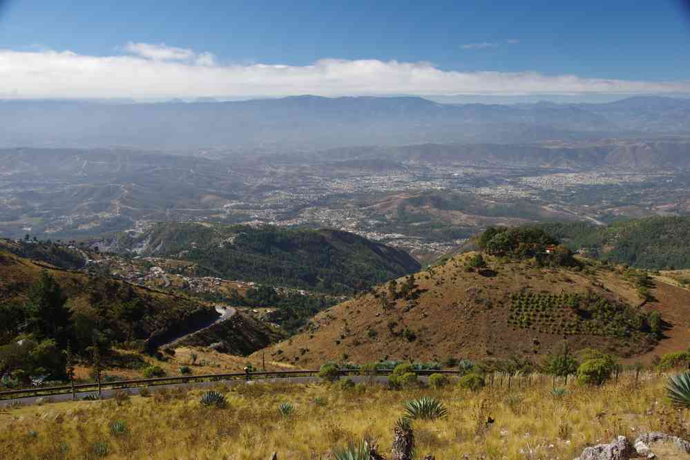 Mirador de Juan Dieguez Olaverri (3066 m). Vue vers Huehuetenango, le 15 février 2020