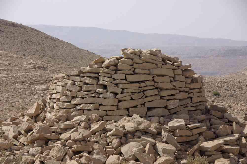 Tombe pré-islamique sur le plateau du Hajar oriental, le 28 mars 2012