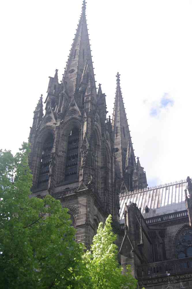 La cathédrale. Le dimanche 12 mai 2013