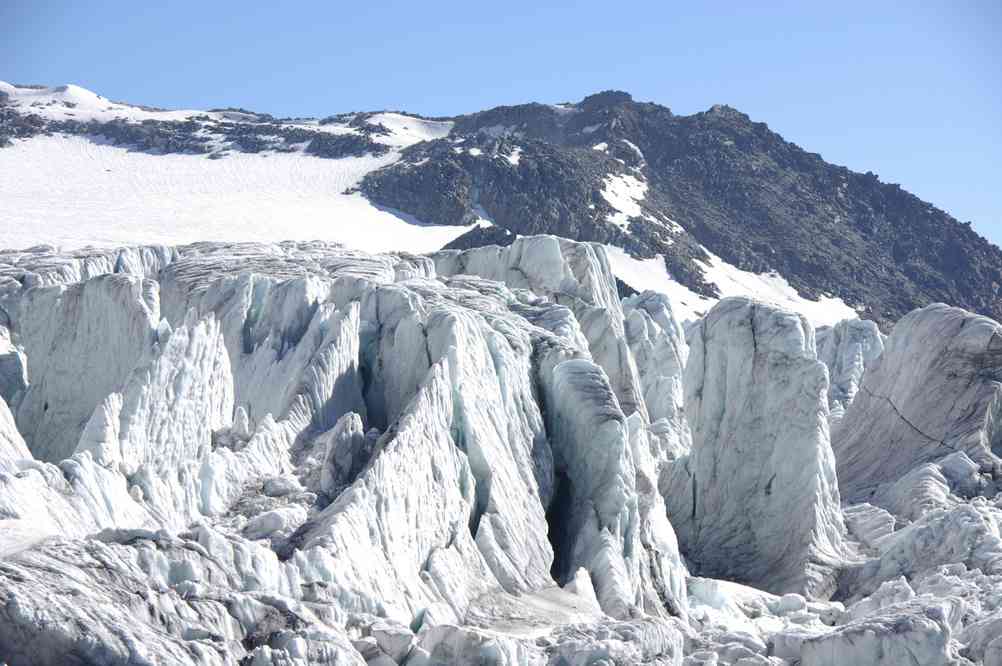 Séracs du glacier du Tour. Le lundi 9 août 2010