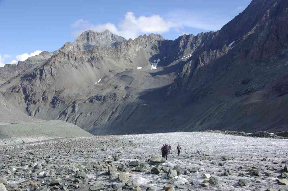 Descente du haut glacier d’Arolla. Le vendredi 13 août 2010
