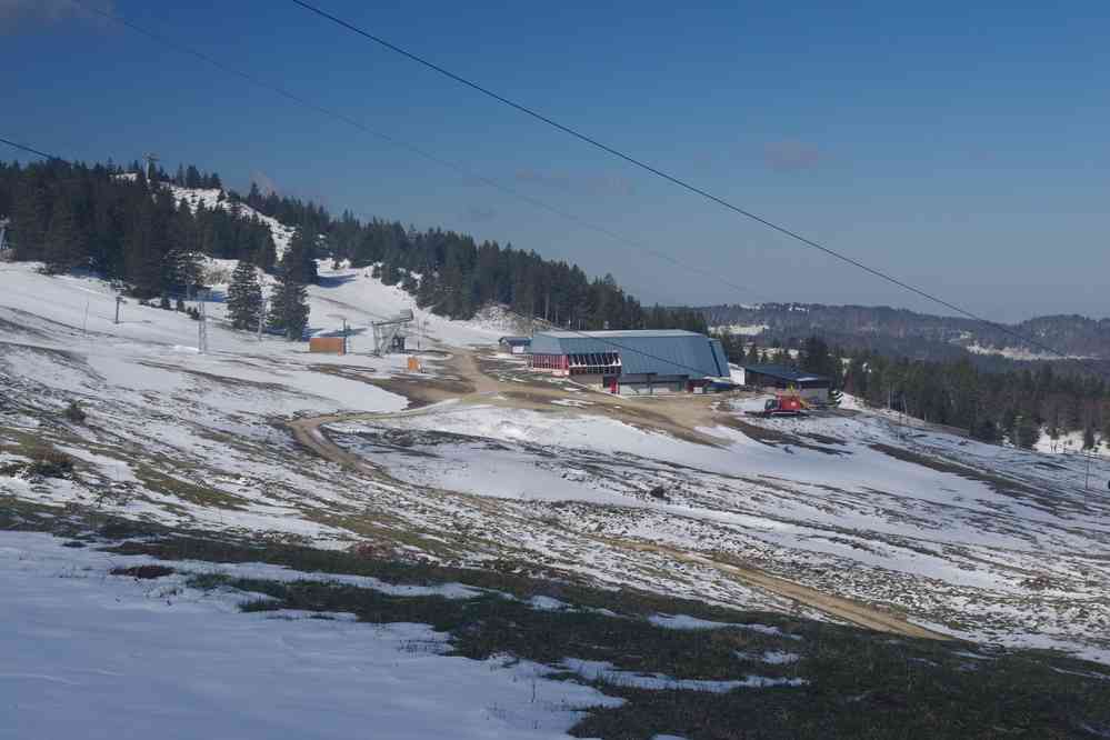 Les pistes de ski de Lélex. Le lundi 6 mai 2019