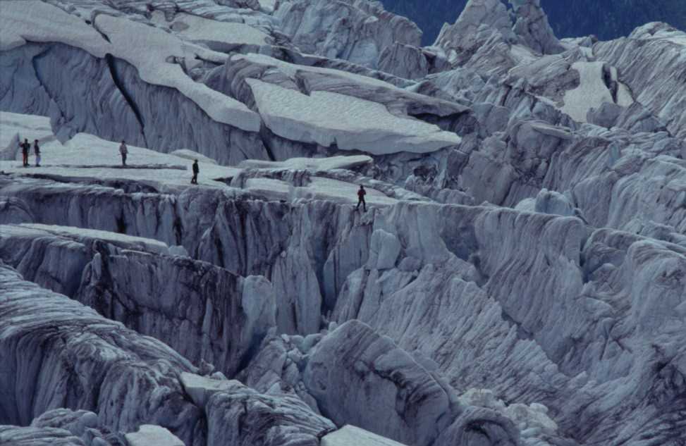 École de glace extrême sur les séracs du glacier du Tour, le 26 juillet 1993