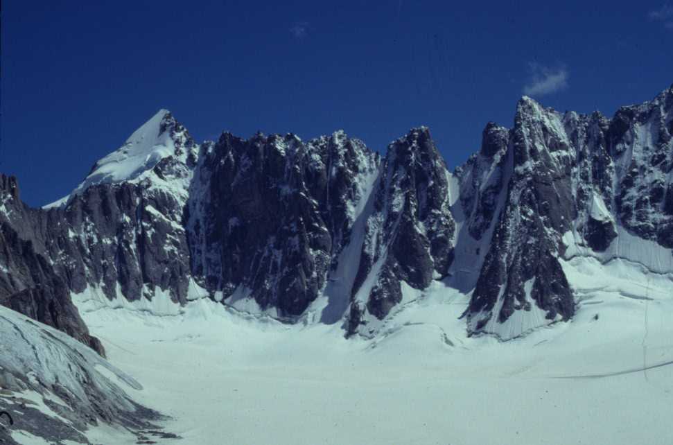 Le mont Dolent vu du refuge d’Argentière, le 27 juillet 1993