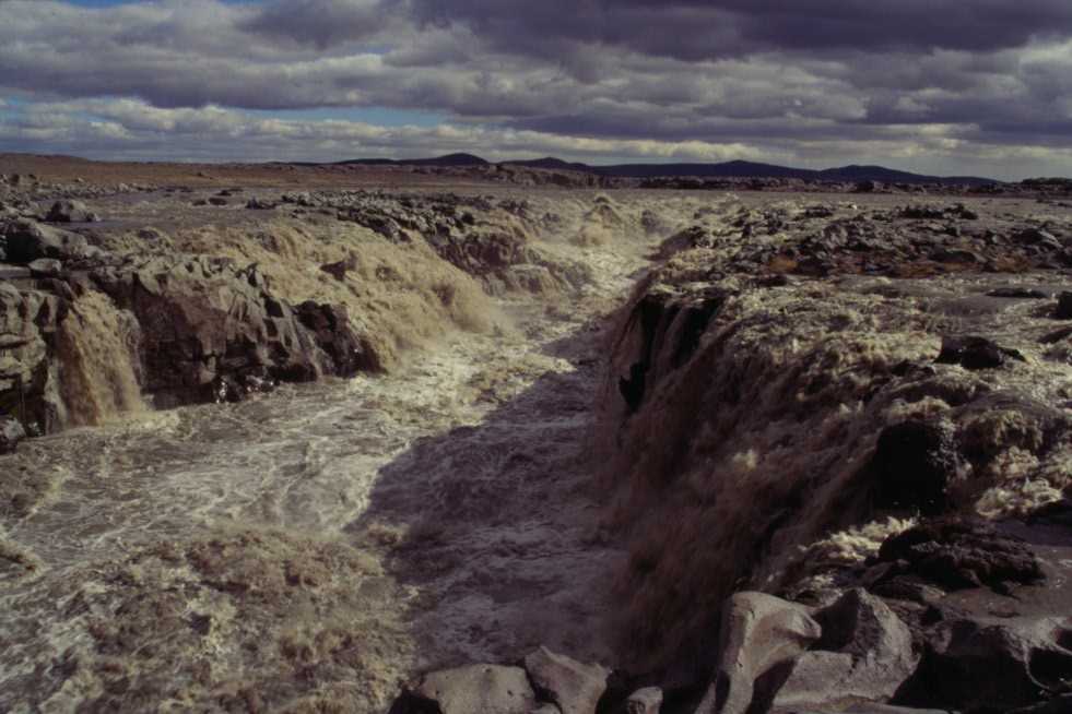 Un rapide de la rivière, photographié en revenant d’Askja le 5 août 1995