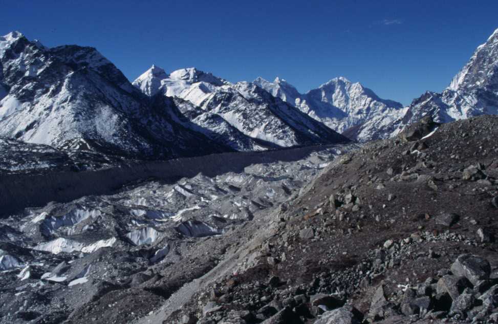 Traversée du glacier du Changri, le 19 avril 2003
