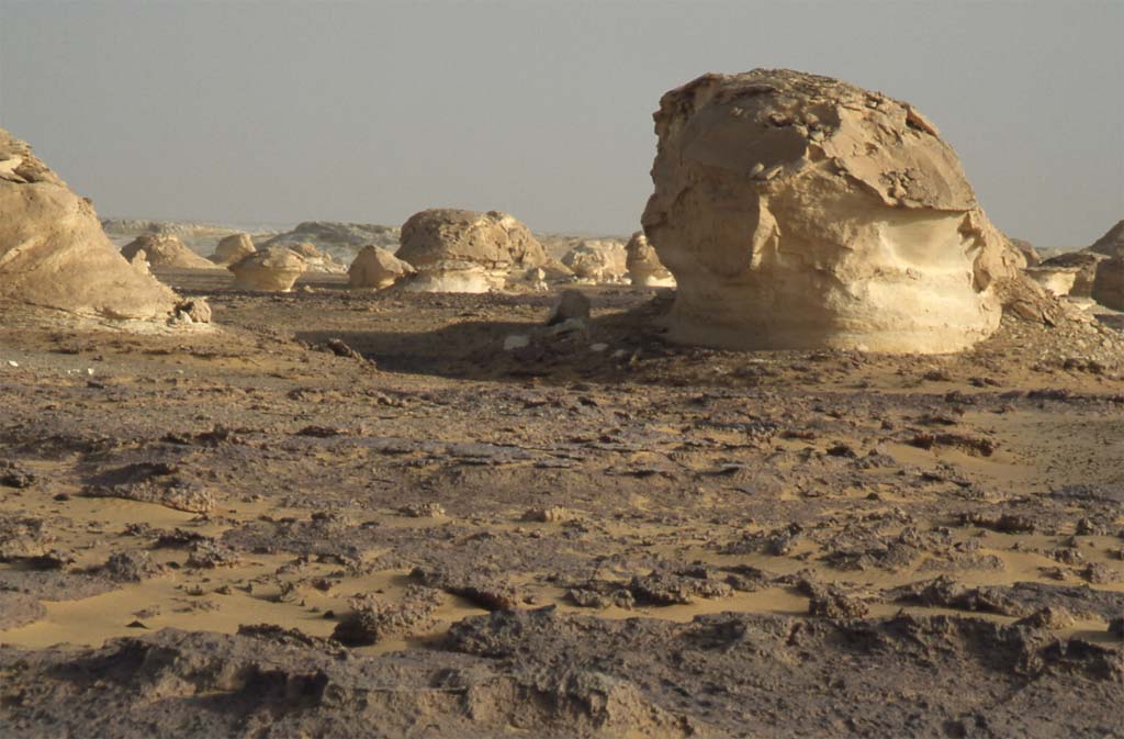 Paysage de l'ancien désert Blanc, le 17 avril 2005
