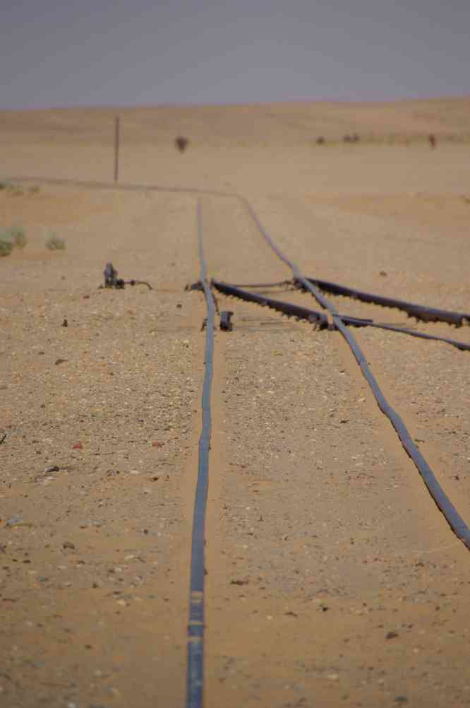 La gare d’Amraho en plein désert, le 2 janvier 2009