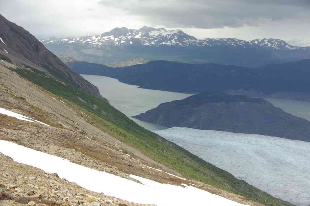 Descente vers le glacier Grey, le 17 novembre 2012