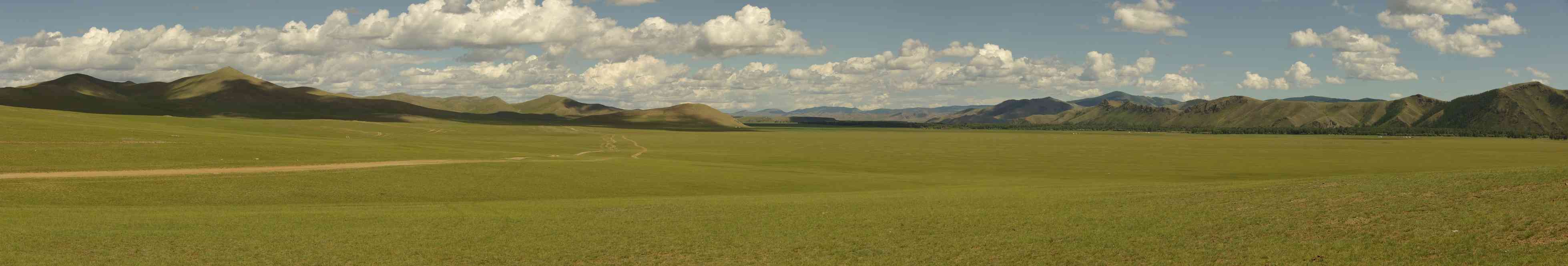 La steppe mongole aux confins de l’Arkhangaï (Архангай), le 8 août 2013