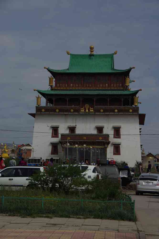 Le monastère Gandantegchinlin (Гандан тэгчинлин хийд) d’Oulan-Bator (Улаанбаатар), le 23 août 2013
