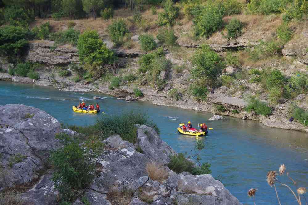 Permet (rafteurs sur la rivière Vjosë (Αώος)), le 19 juillet 2016