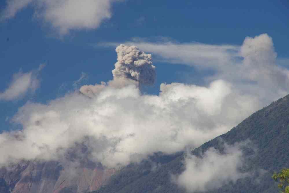 Éruption du volcan de Fuego, le 10 février 2020