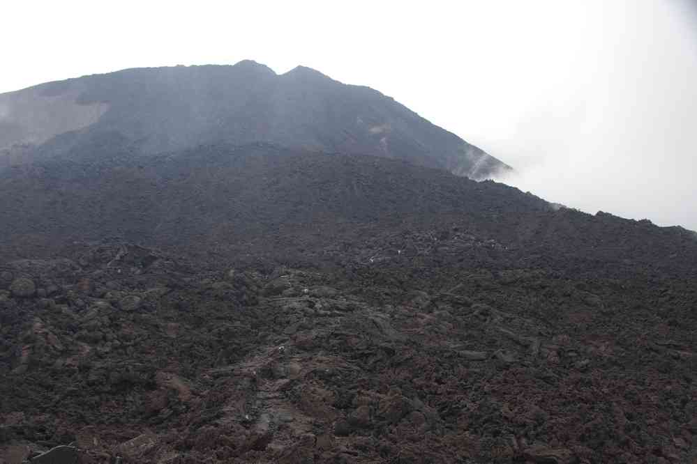 Coulée de lave récente sur le volcan Pacaya, le 11 février 2020