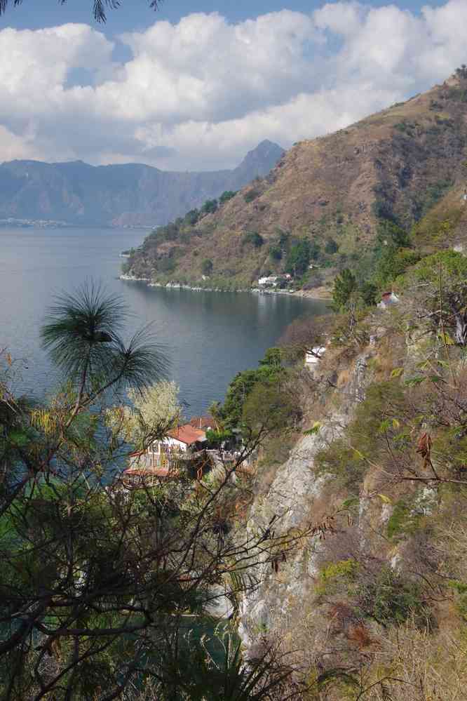 Randonnée sur les rives du lac Atitlán, le 12 février 2020