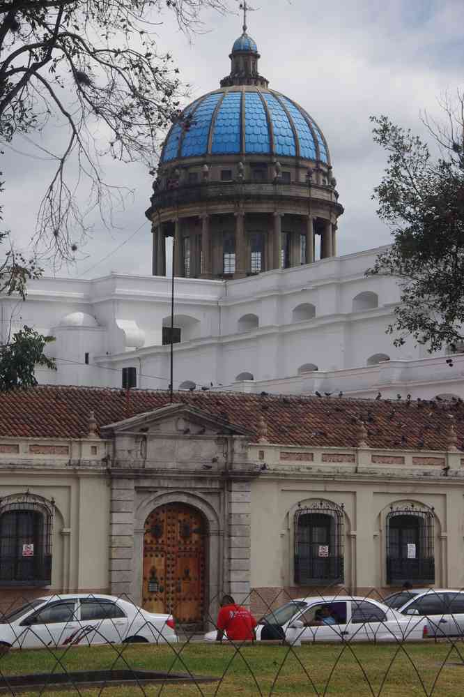 Guatémala, place de la Constitution, le 22 février 2020. Cathédrale de Guatémala