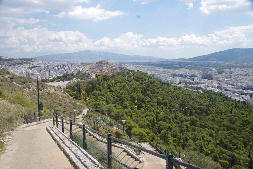 Athènes : descente du Lycabette (Λυκαβηττός), le 3 juillet 2021