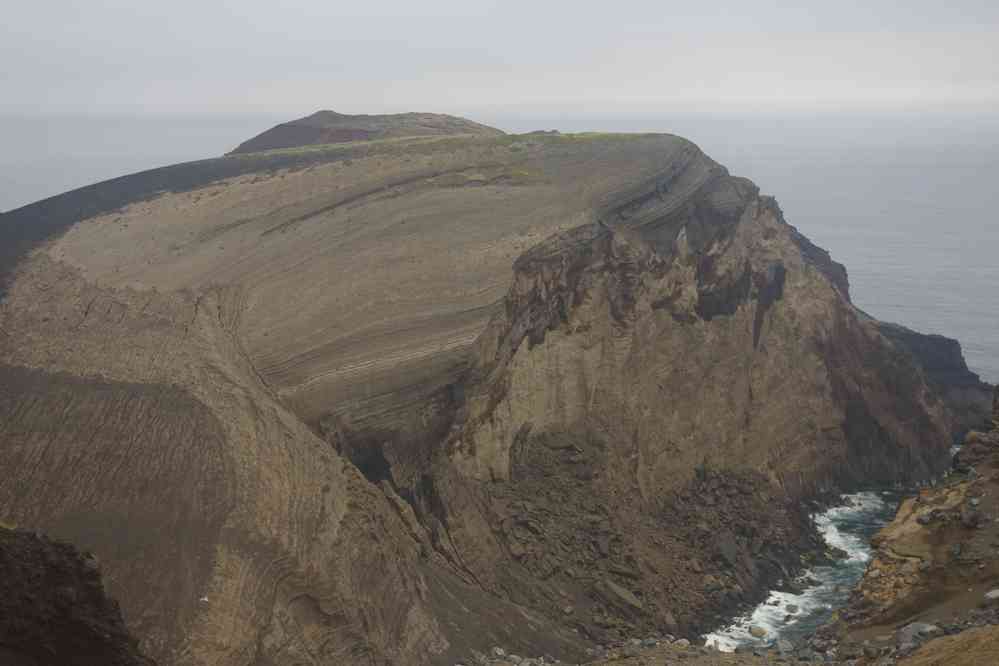 Pointe de Capelinhos, restes du volcan surgi en 1957 (25 juin 2023)