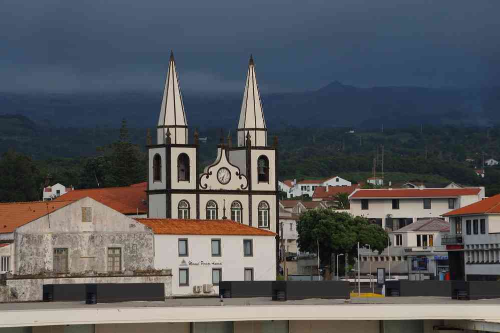 Escale à Madalena à Pico, pendant la traversée vers São Jorge, le 26 juin 2023