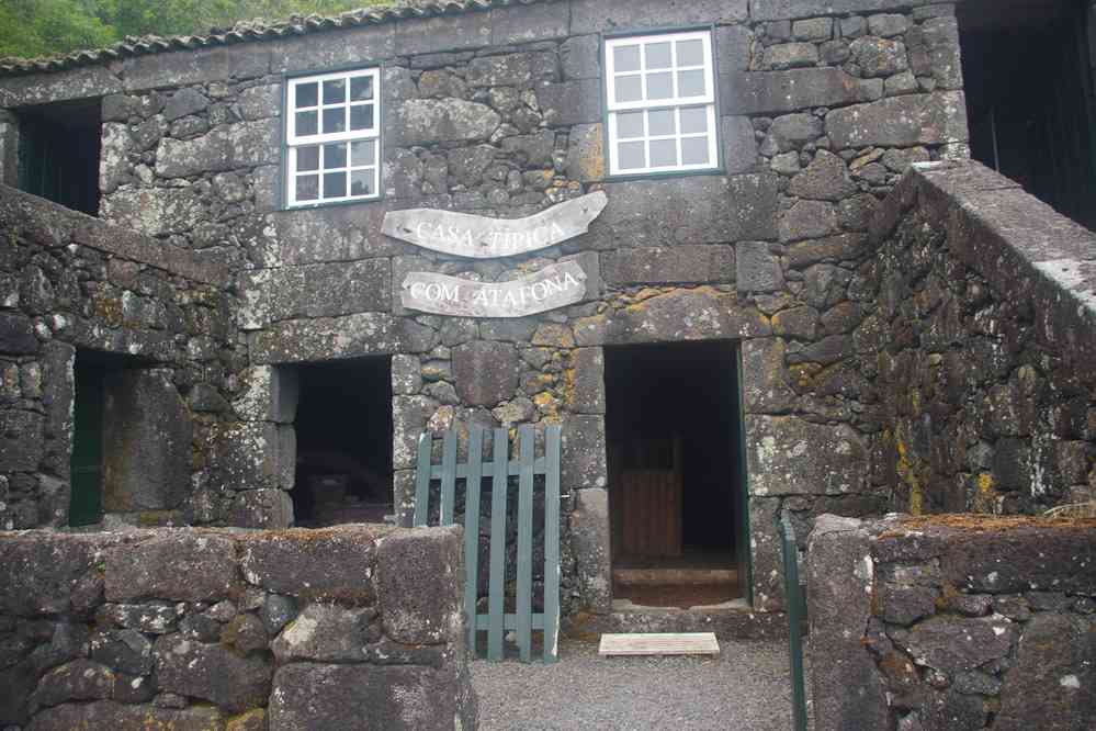 Île de Pico, petit musée ethnographique près du mirador de Prainha. (parc floral de Prainha), le 29 juin 2023