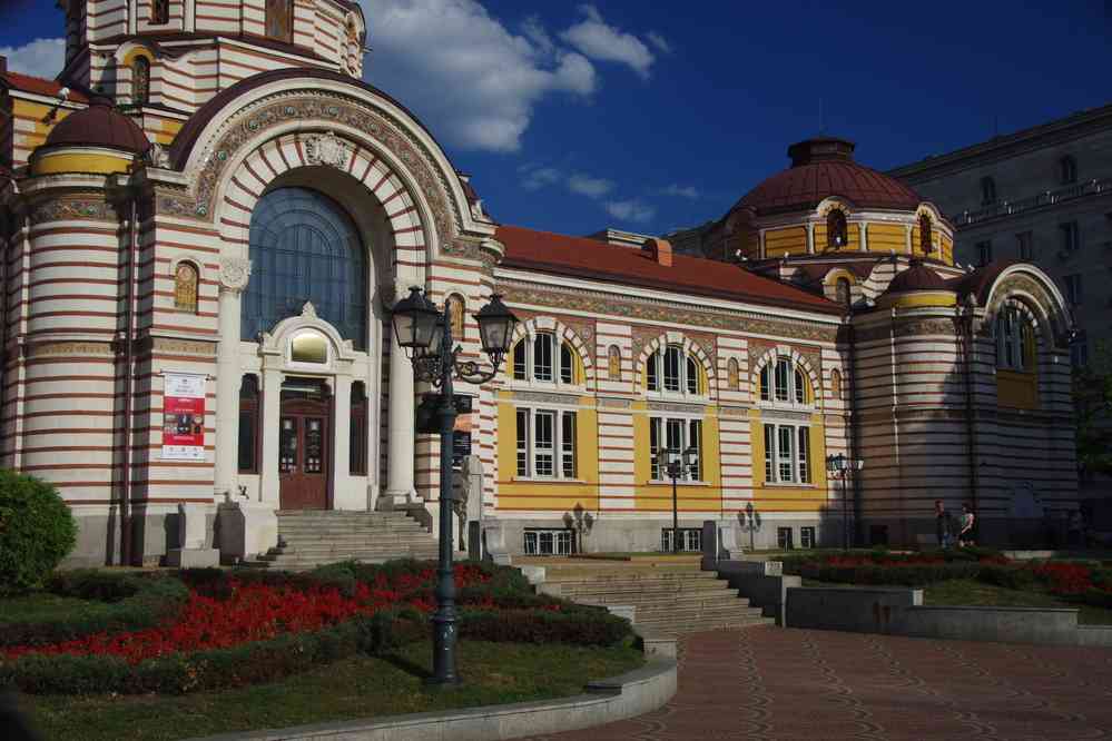 Sofia (София), musée d’histoire régionale de Bulgarie (Централна минерална баня), le 26 juillet 2019. Ancien bâtiment thermal construit en 1913, abandonné en 1986, longtemps squatté par des drogués, rouvert comme musée en 2015