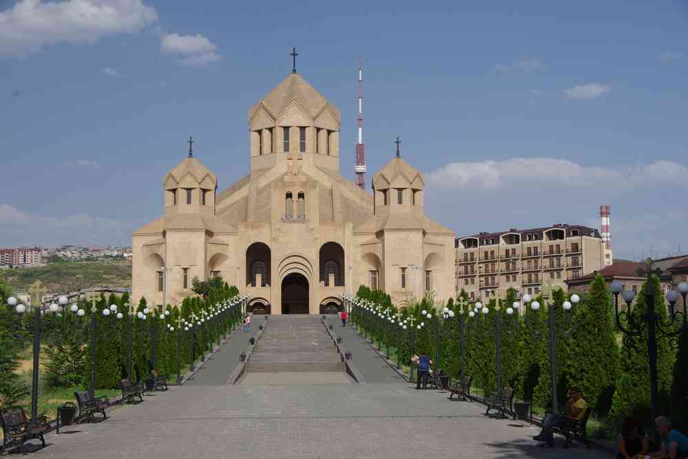Erevan (Երևան), église de Saint-Grégoire-l’Illuminateur (Սուրբ Գրիգոր Լուսաւորիչ Եկեղեցի), le 29 juillet 2017