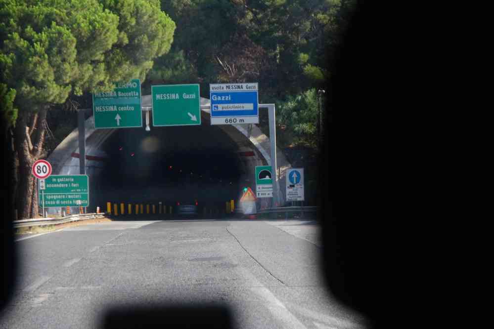 Tunnel autoroutier près de Messine, le 2 août 2020