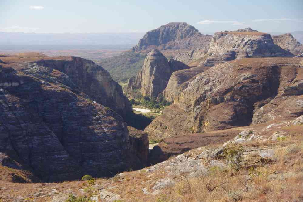 Longue traversée de plateau dans le Makay sud, le 23 juillet 2018