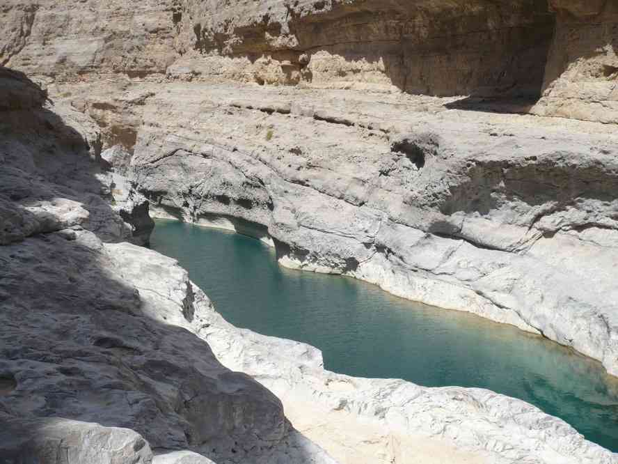 Vue partielle de la grande piscine du Wadi Bani Khalid (30 mars 2012)