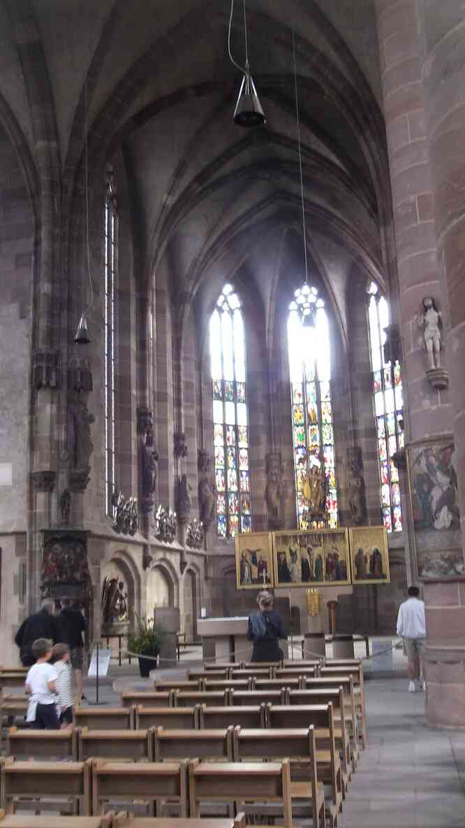 Nuremberg, intérieur de l’église catholique Notre-Dame (Frauenkirche). 17 août 2019