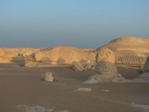 L’ancien désert blanc à l’aube du 16 avril 2005