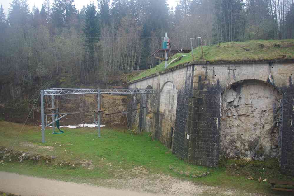 Le fort des Rousses, ex centre d’entraînement commando de l’armée, reconverti dans le civil pour un usage similaire