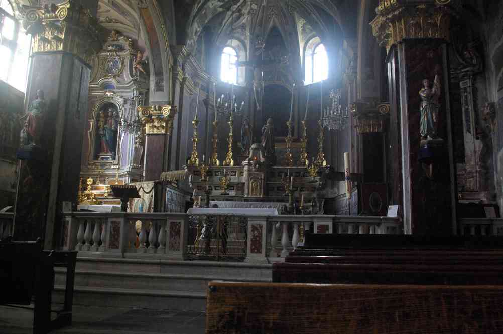 Saorge, l’intérieur de l’église Saint-Sauveur. Le samedi 28 juillet 2012