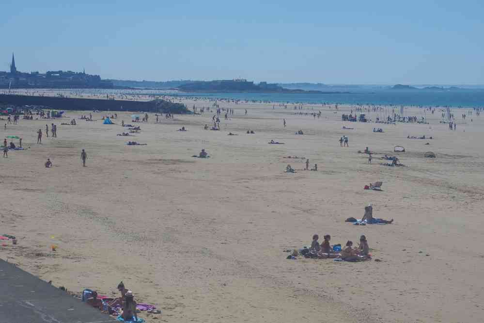 Grande plage de Saint-Malo. Le jeudi 25 mai 2017