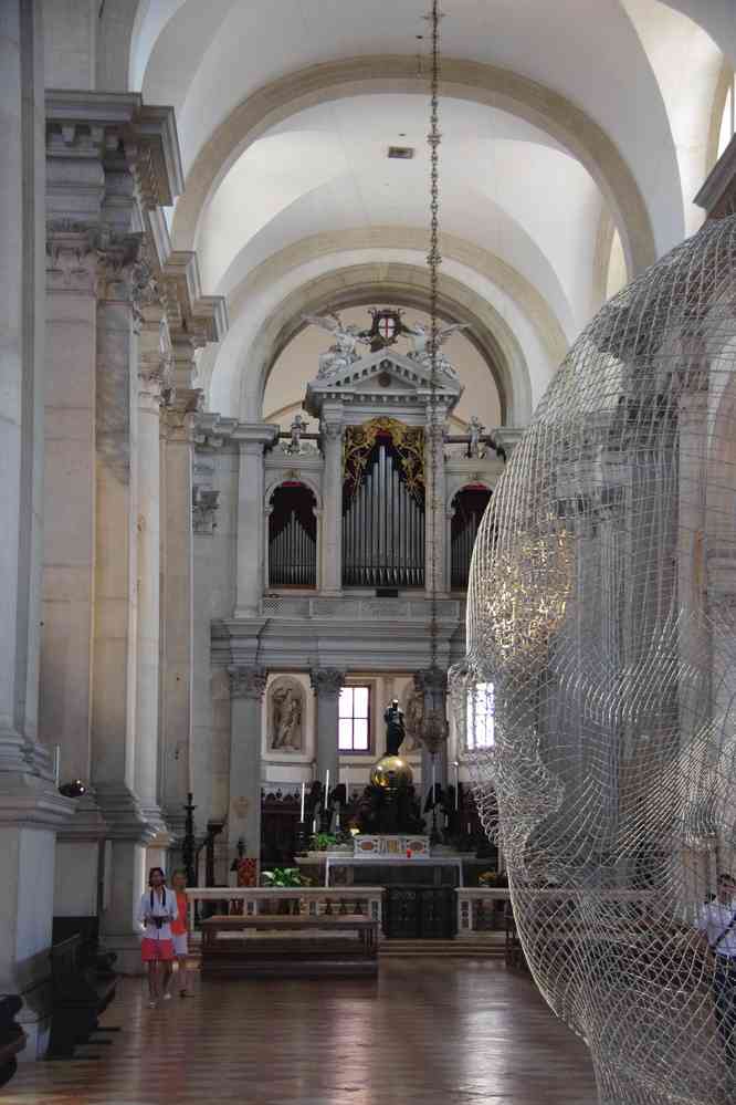 Intérieur de la basilique Saint-Georges (San Giorgio Maggiore). Le samedi 29 août 2015