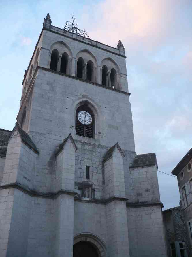 Die, le clocher de la cathédrale. Le jeudi 2 juin 2011