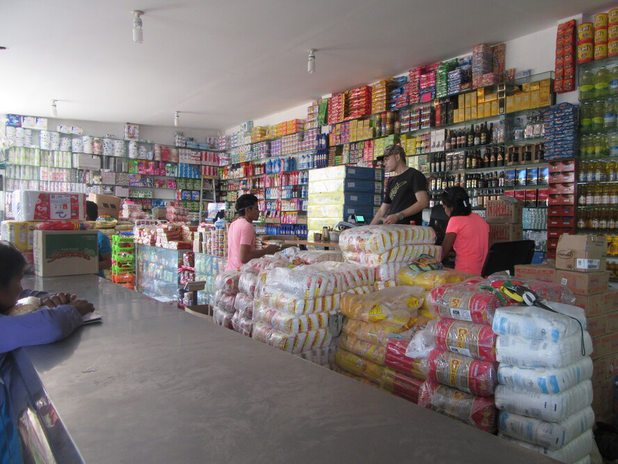 Boutique colombienne à Uribia, le 25 janvier 2018 (photo : Marc TANVET)